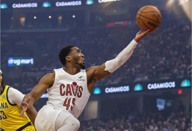 星空体育入口-半场输41分！全员被暴打 东部头号种子即将出局