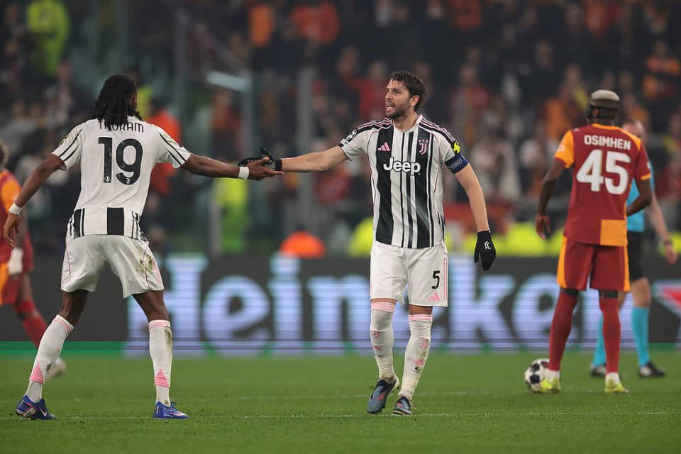 星空体育下载-尤文无缘欧冠16强！少打1人连扳3球+一度追平，加时赛崩盘连丢2球