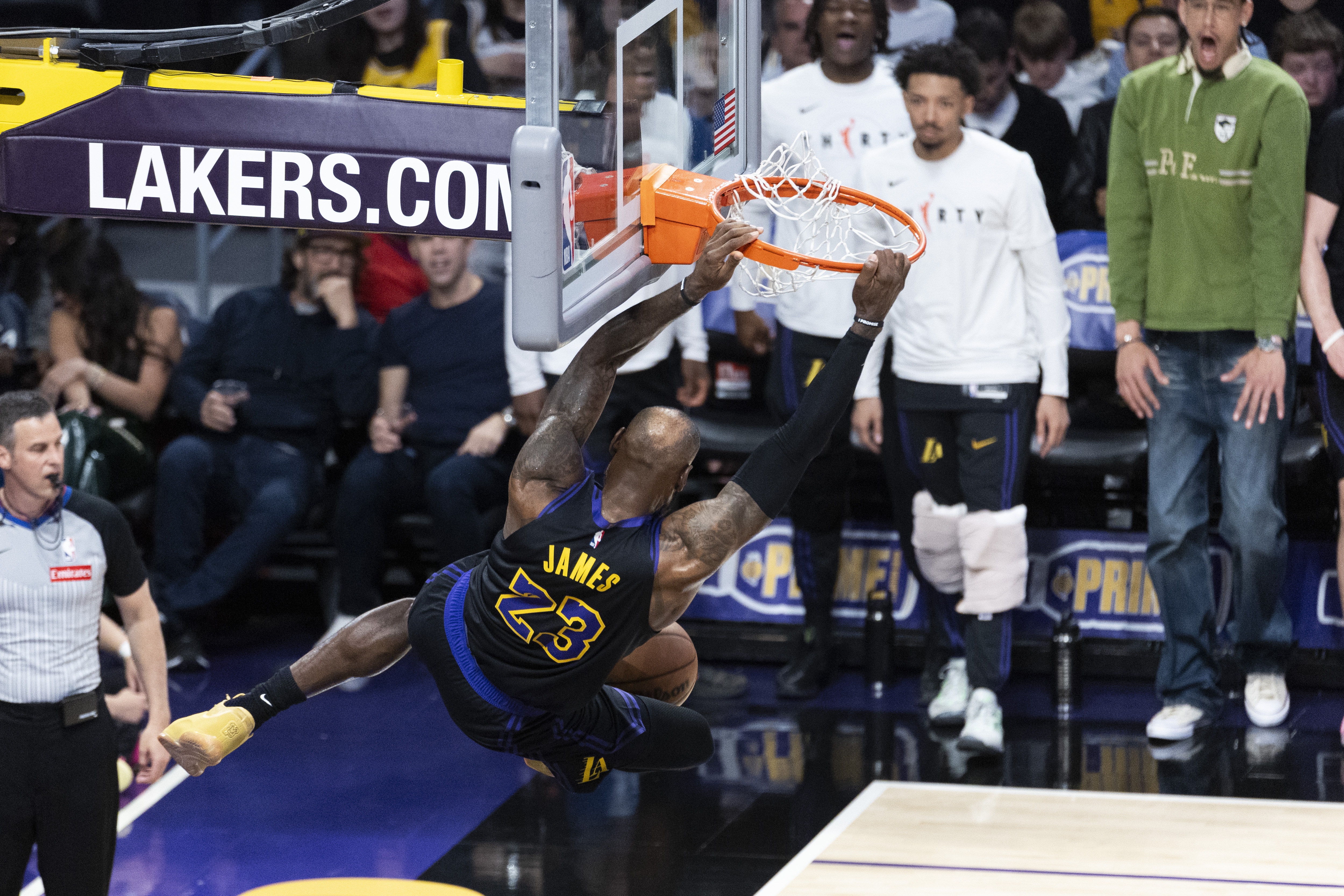 星空体育入口-53胜29负！詹姆斯取得湖人生涯单赛季最高胜场